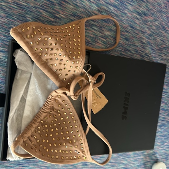 SKIMS Diamond Encrusted Triangle Bralette - Picture 5 of 5